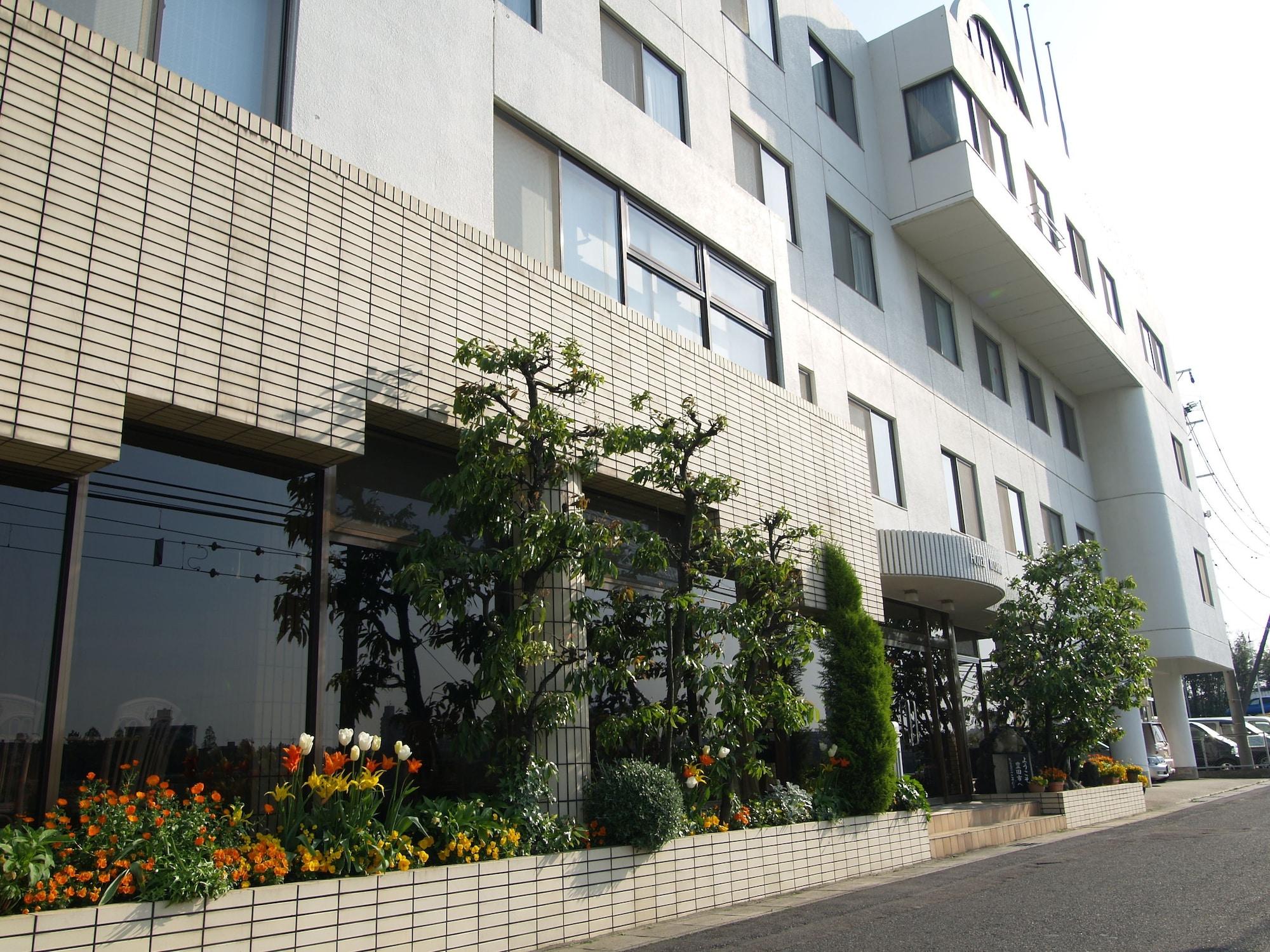 Business Hotel Kosanagi Toyota  Esterno foto